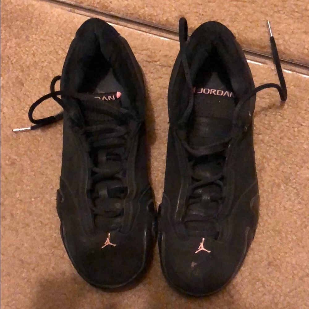 Retro Jordan's. Black and pink size 9.